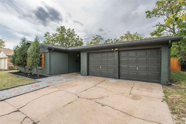 2825 Fairbrook Street, Irving, TX 75062