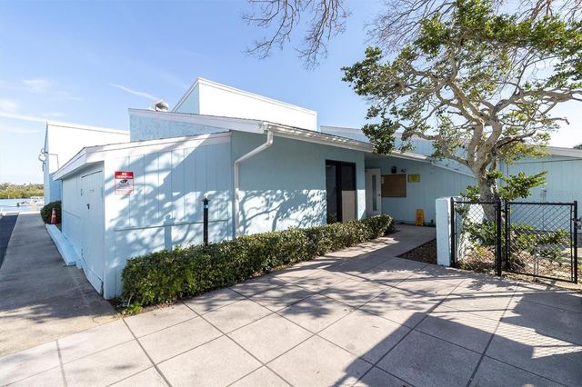 1 WINDRUSH BOULEVARD 87, Indian Rocks Beach, FL 33785