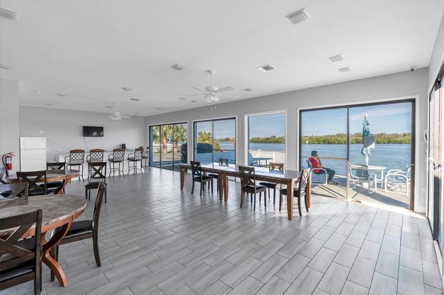 1 WINDRUSH BOULEVARD 87, Indian Rocks Beach, FL 33785