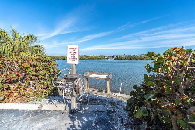 1 WINDRUSH BOULEVARD 87, Indian Rocks Beach, FL 33785