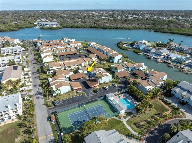 1 WINDRUSH BOULEVARD 87, Indian Rocks Beach, FL 33785