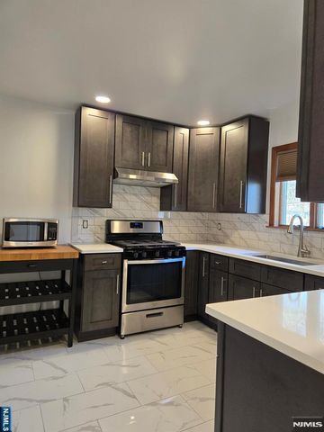 20 Buff, Tenafly, NJ 07670