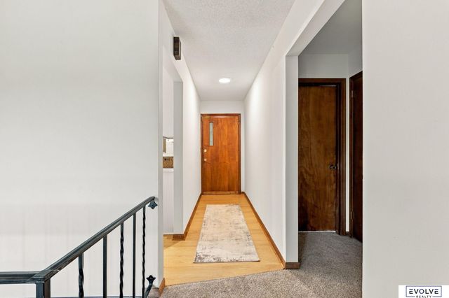 500 Highland Acres Loop, Council Bluffs, IA 51503