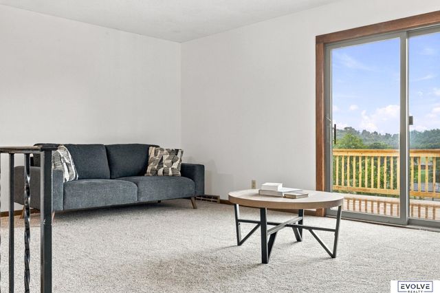 500 Highland Acres Loop, Council Bluffs, IA 51503