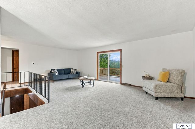 500 Highland Acres Loop, Council Bluffs, IA 51503