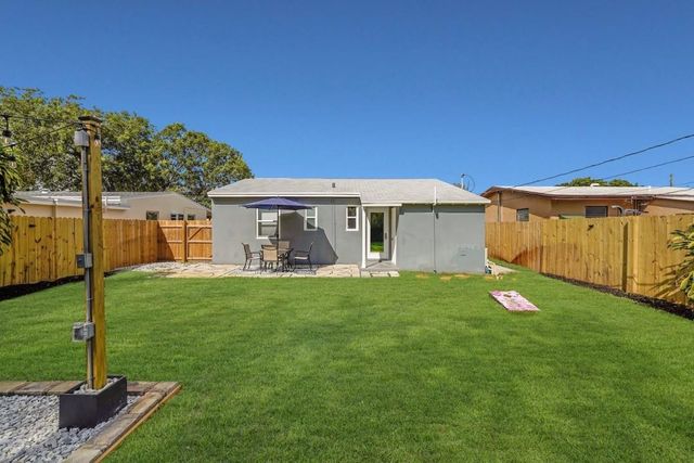 1332 NW 6th Avenue, Fort Lauderdale, FL 33311