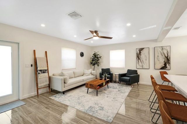 1332 NW 6th Avenue, Fort Lauderdale, FL 33311