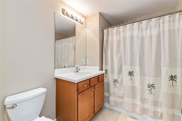 8239 MIRAMAR WAY 102, Lakewood Ranch, FL 34202