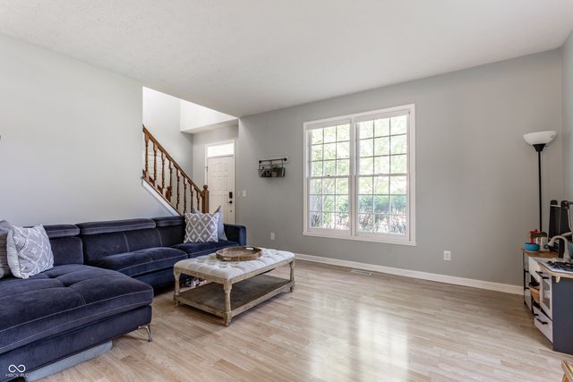 6931 Bluffgrove Circle, Indianapolis, IN 46278