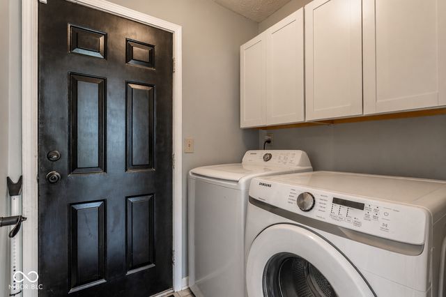 6931 Bluffgrove Circle, Indianapolis, IN 46278