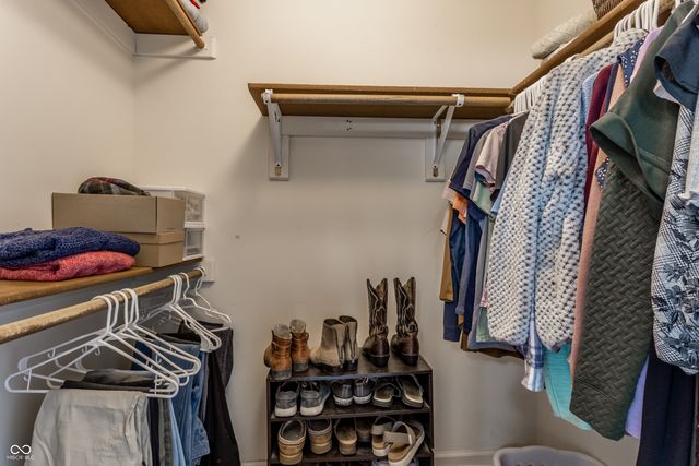 6931 Bluffgrove Circle, Indianapolis, IN 46278