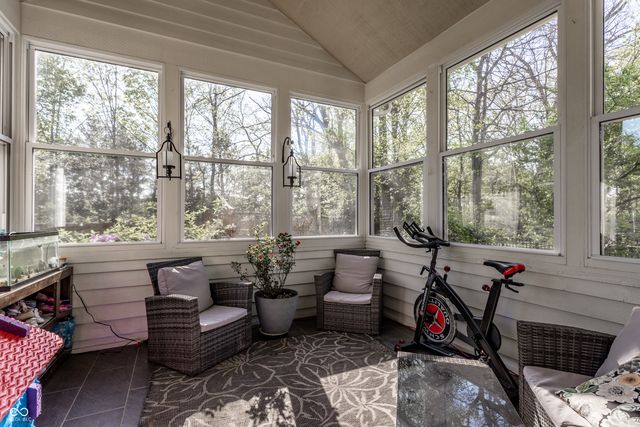 6931 Bluffgrove Circle, Indianapolis, IN 46278