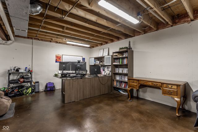 6931 Bluffgrove Circle, Indianapolis, IN 46278