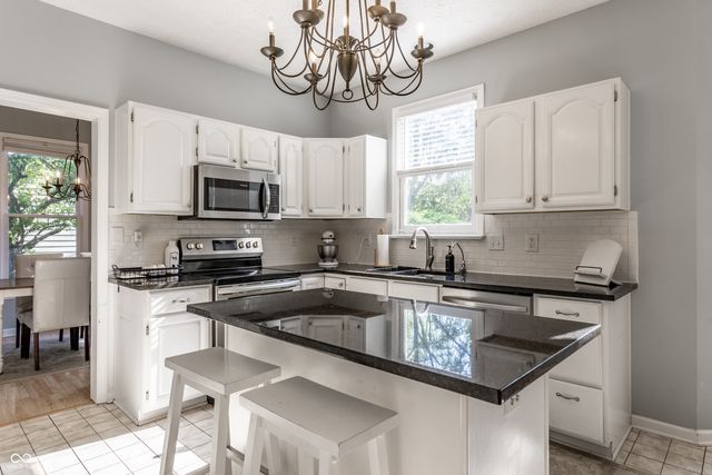 6931 Bluffgrove Circle, Indianapolis, IN 46278