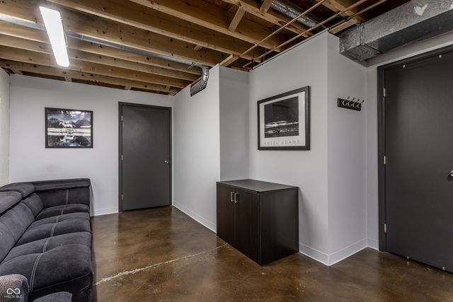 6931 Bluffgrove Circle, Indianapolis, IN 46278