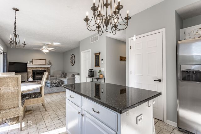 6931 Bluffgrove Circle, Indianapolis, IN 46278