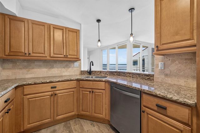 5541 PUERTA DEL SOL BOULEVARD S 412, St Petersburg, FL 33715