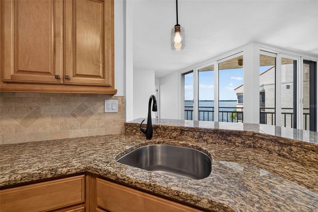 5541 PUERTA DEL SOL BOULEVARD S 412, St Petersburg, FL 33715