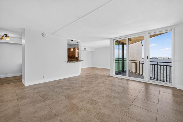 5541 PUERTA DEL SOL BOULEVARD S 412, St Petersburg, FL 33715