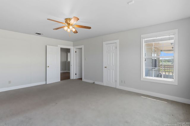 3752 FM 77, Nixon, TX 78140