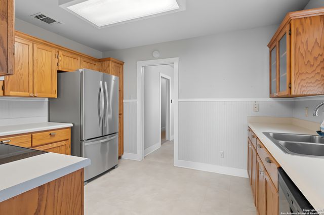 3752 FM 77, Nixon, TX 78140