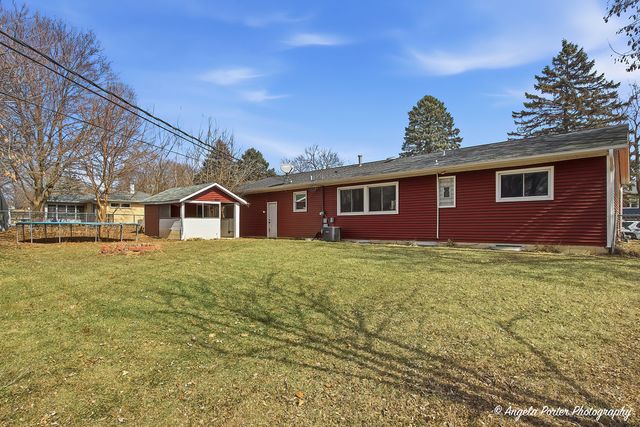 4717 Winnebago Drive, Wonder Lake, IL 60097