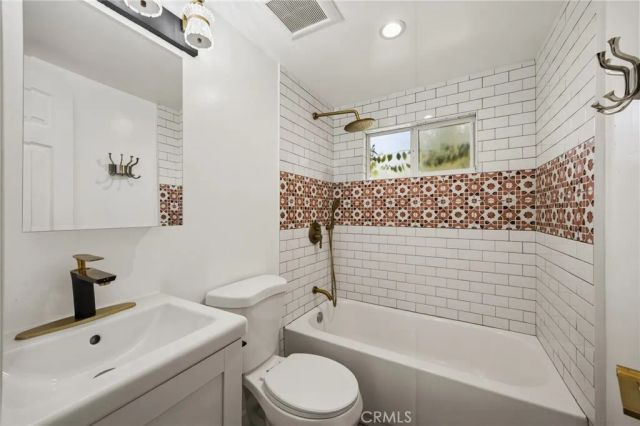 1930 Weepah Way, Los Angeles, CA 90046