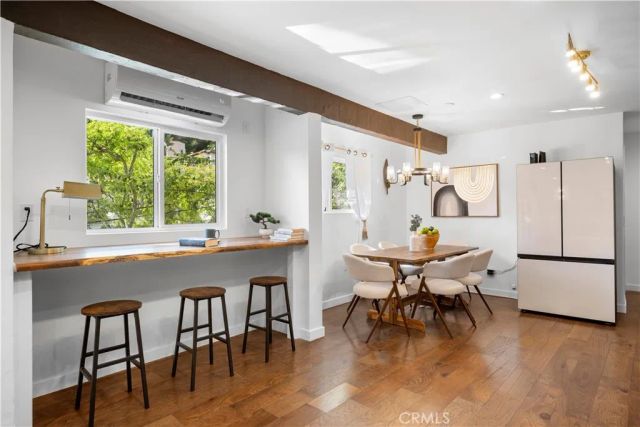 1930 Weepah Way, Los Angeles, CA 90046