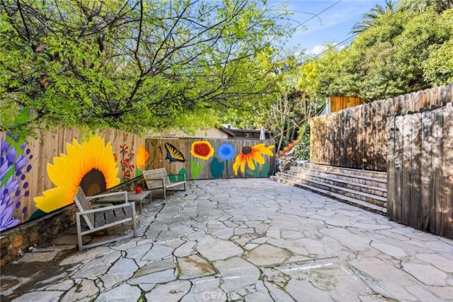 1930 Weepah Way, Los Angeles, CA 90046