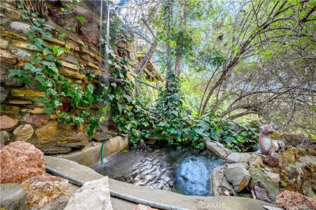 1930 Weepah Way, Los Angeles, CA 90046