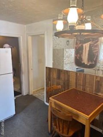 7204 Hudson Avenue, Warren, MI 48091