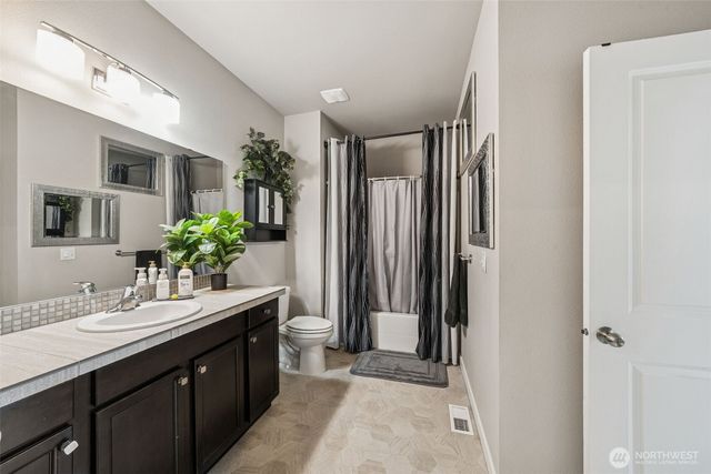 10707 130th Street E, Puyallup, WA 98374