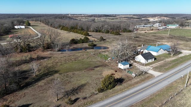 2576 State Highway Nn, Seymour, MO 65746