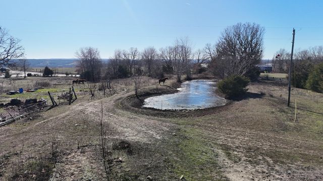 2576 State Highway Nn, Seymour, MO 65746