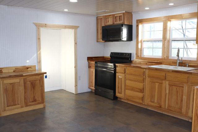 2576 State Highway Nn, Seymour, MO 65746