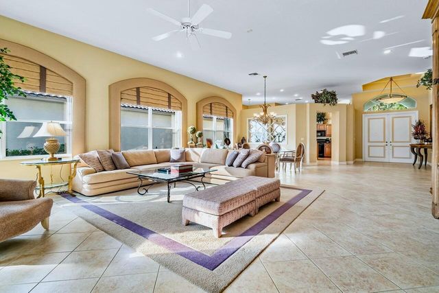 56 Island Drive, Boynton Beach, FL 33436