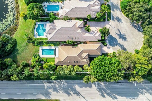 56 Island Drive, Boynton Beach, FL 33436