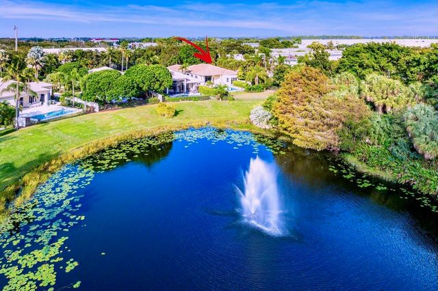 56 Island Drive, Boynton Beach, FL 33436