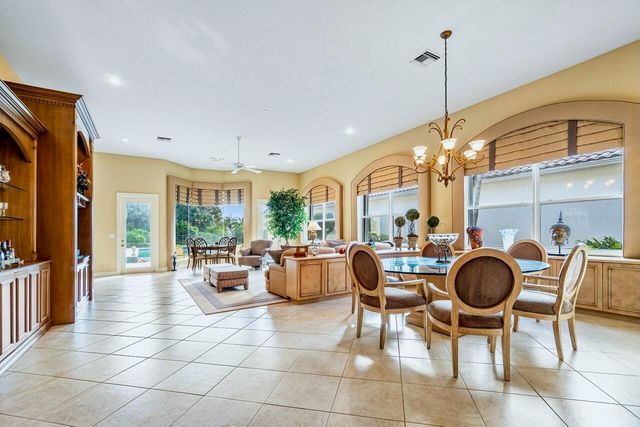 56 Island Drive, Boynton Beach, FL 33436