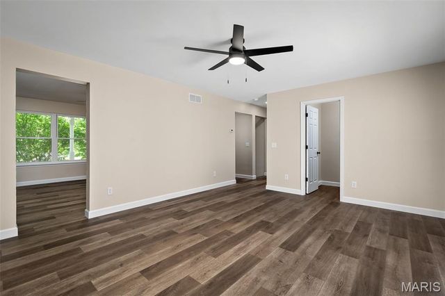 915 Hunter Chaise Drive, Wentzville, MO 63385