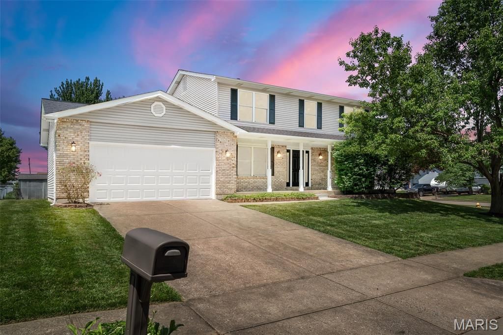915 Hunter Chaise Drive, Wentzville, MO 63385