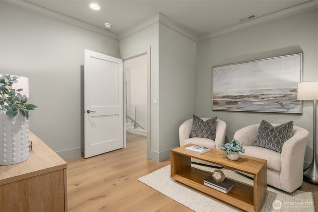 1031 McGilvra Blvd East, Seattle, WA 98112