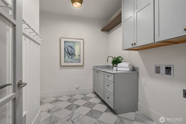 1031 McGilvra Blvd East, Seattle, WA 98112