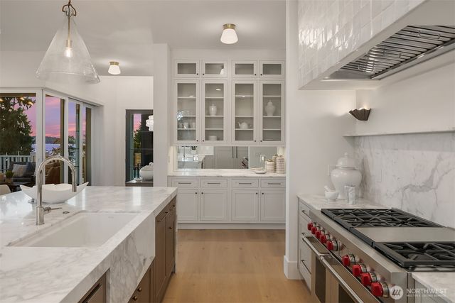 1031 McGilvra Blvd East, Seattle, WA 98112