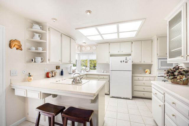 1317 Lake Blvd, Davis, CA 95616