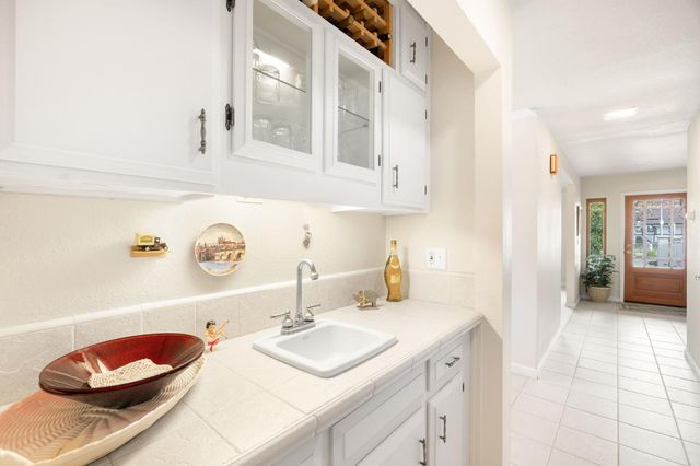 1317 Lake Blvd, Davis, CA 95616