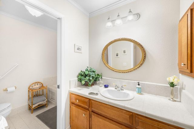 1317 Lake Blvd, Davis, CA 95616