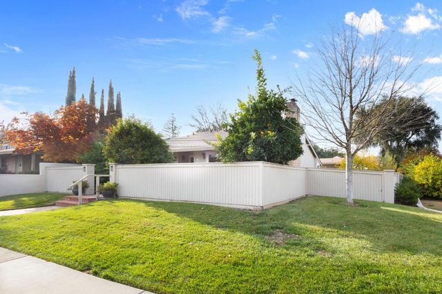 1317 Lake Blvd, Davis, CA 95616