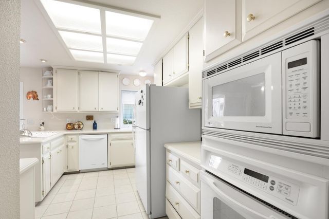 1317 Lake Blvd, Davis, CA 95616