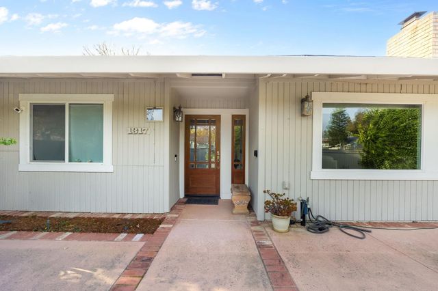 1317 Lake Blvd, Davis, CA 95616